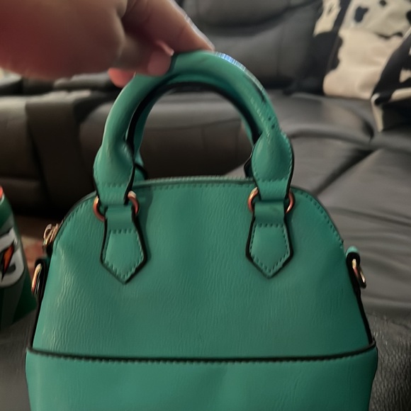 Milo & Rose Purse - Picture 2 of 6